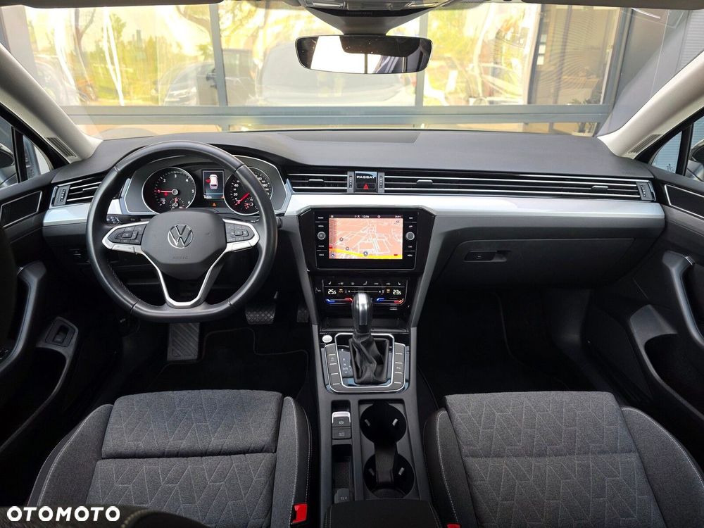 Volkswagen Passat Variant 2.0 TDI EVO Business DSG - 16