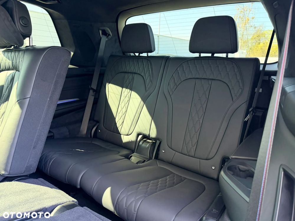 BMW X7 M60i xDrive mHEV sport - 11
