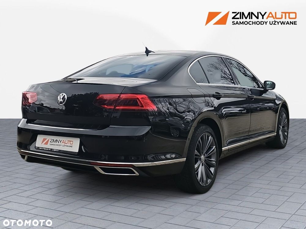 Volkswagen Passat - 3