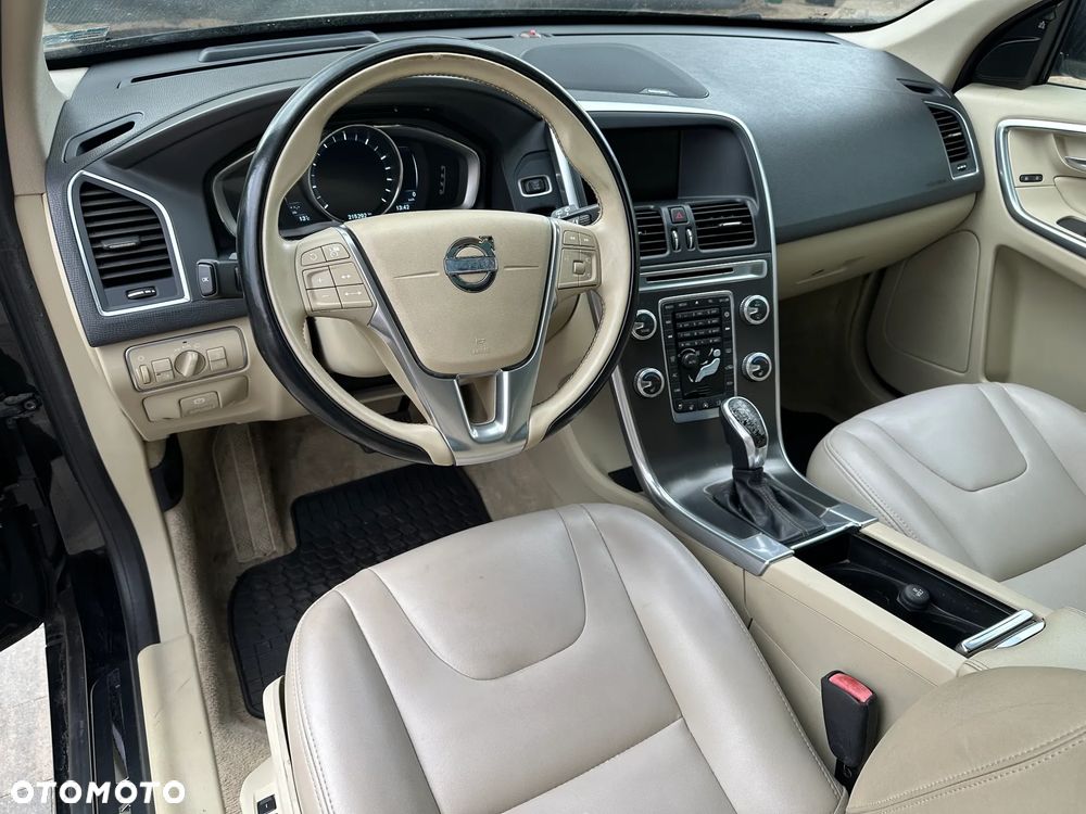 Volvo XC 60 T5 Geartronic Summum - 3