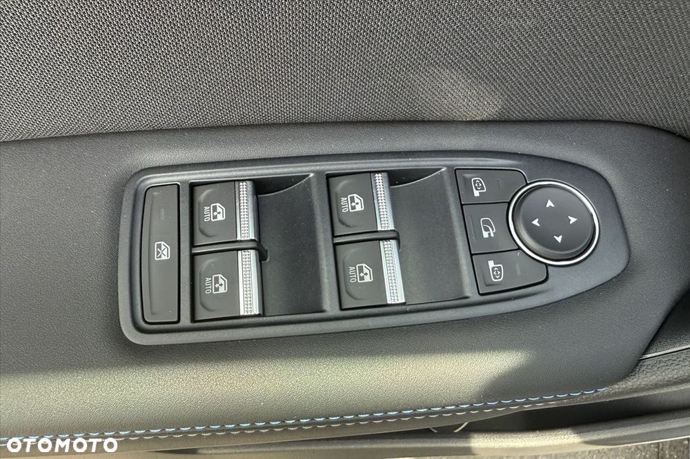 Renault Captur 1.3 TCe mHEV Esprit Alpine EDC - 3