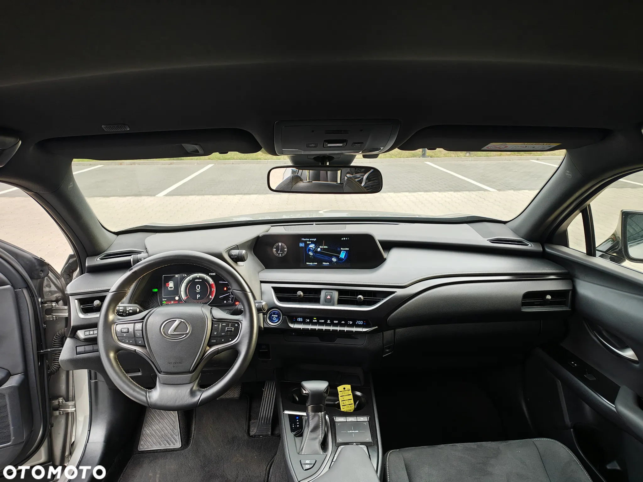 Lexus UX 250h GPF Business Edition 2WD - 18