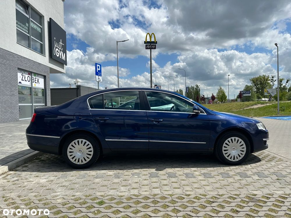 Volkswagen Passat 2.0 FSI Comfortline - 7
