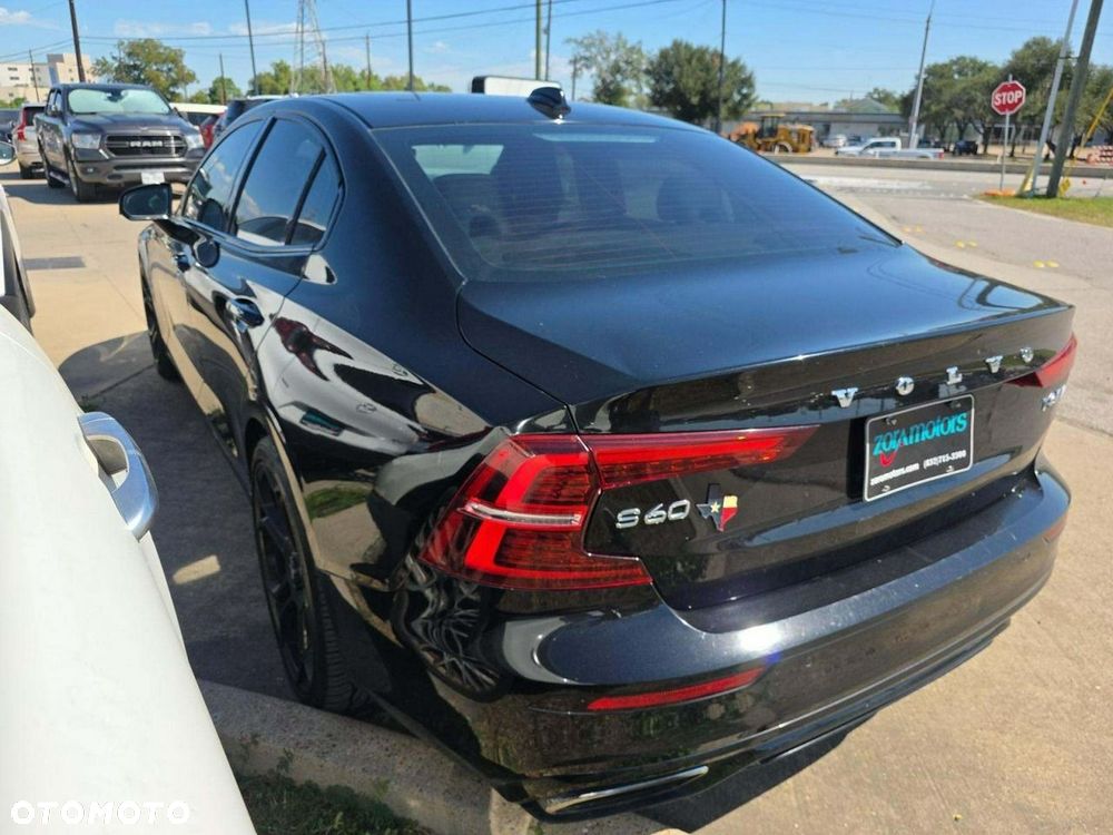 Volvo S60 2020 photo 4