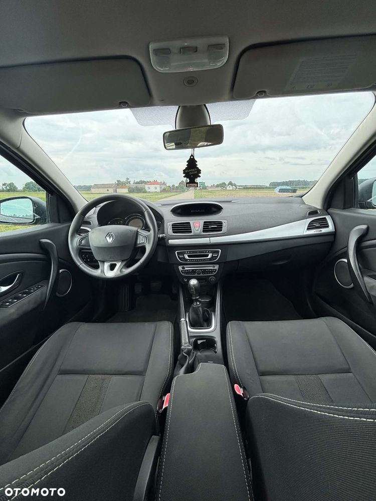 Renault Megane 1.6 16V Expression - 11