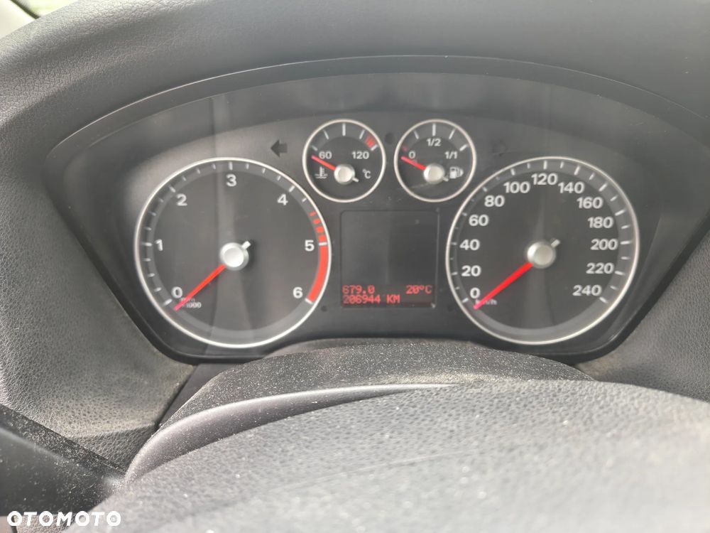 Ford Focus - 14