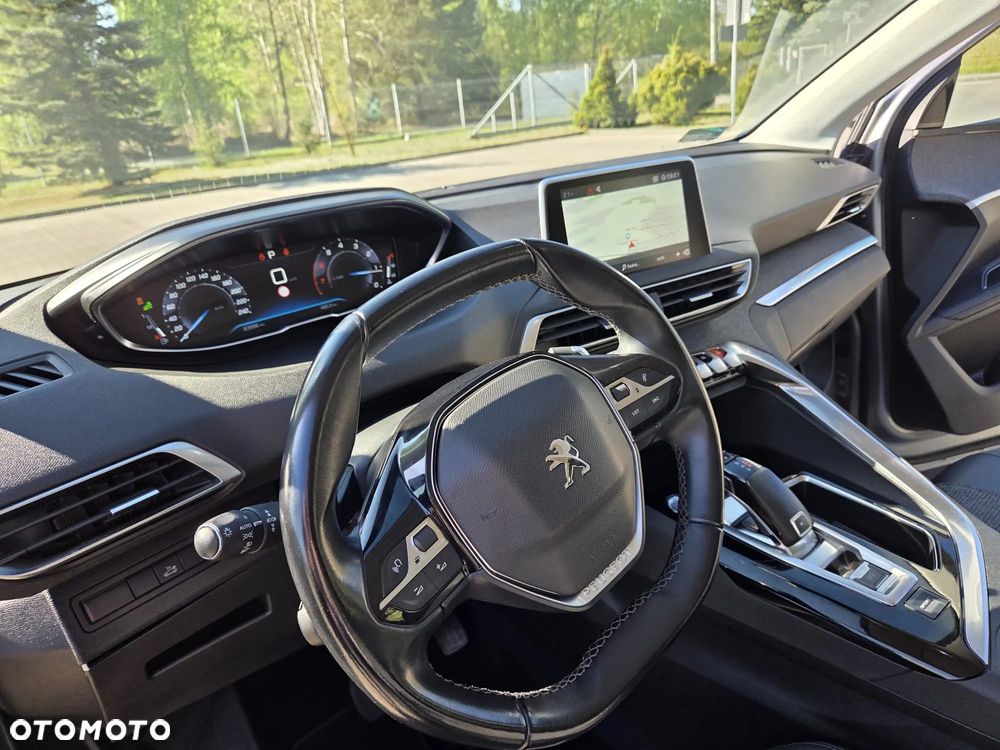 Peugeot 5008 1.6 PureTech Allure S&S EAT8 - 12