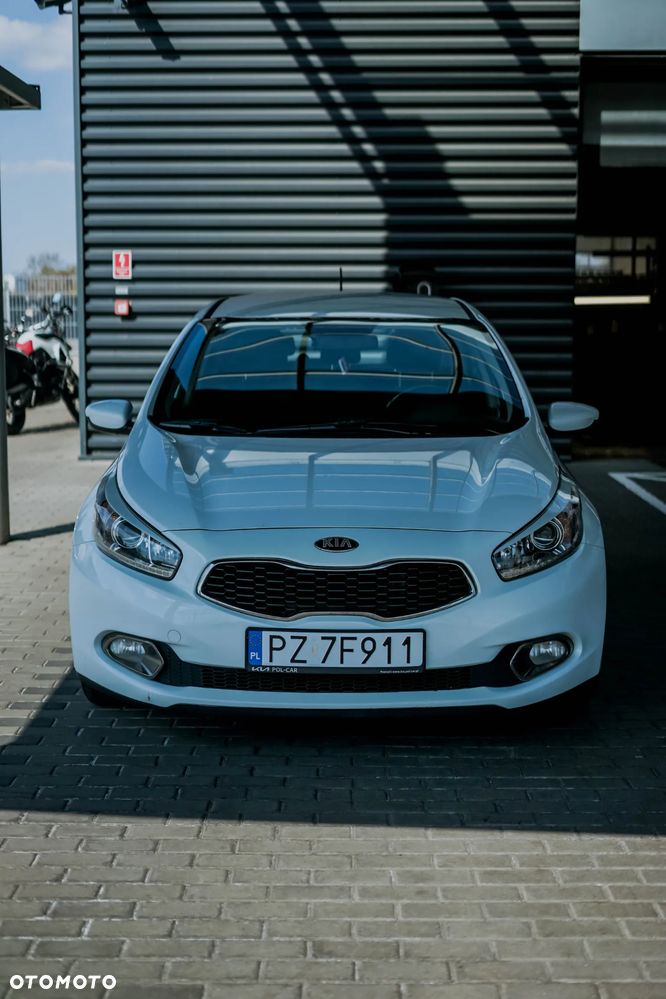 Kia Ceed 1.6 CRDi M - 3
