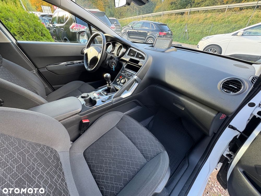 Peugeot 3008 2.0 BlueHDi Allure - 22