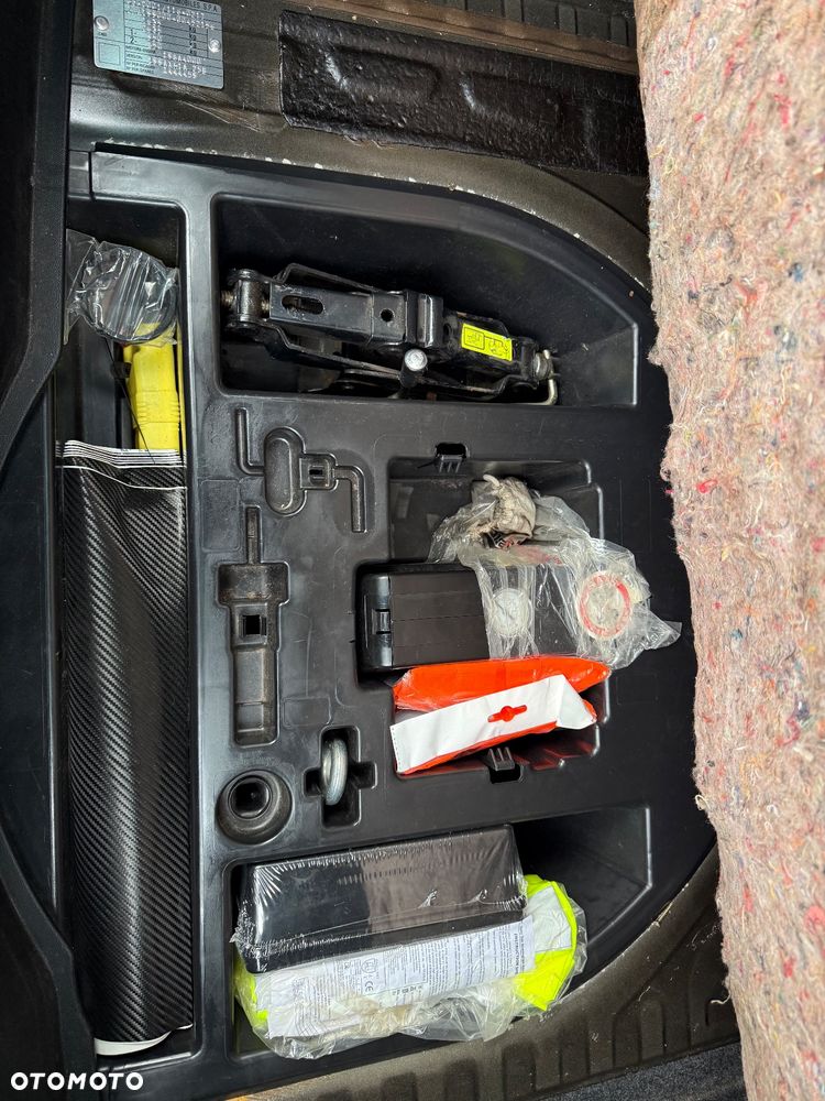 Fiat Grande Punto - 10