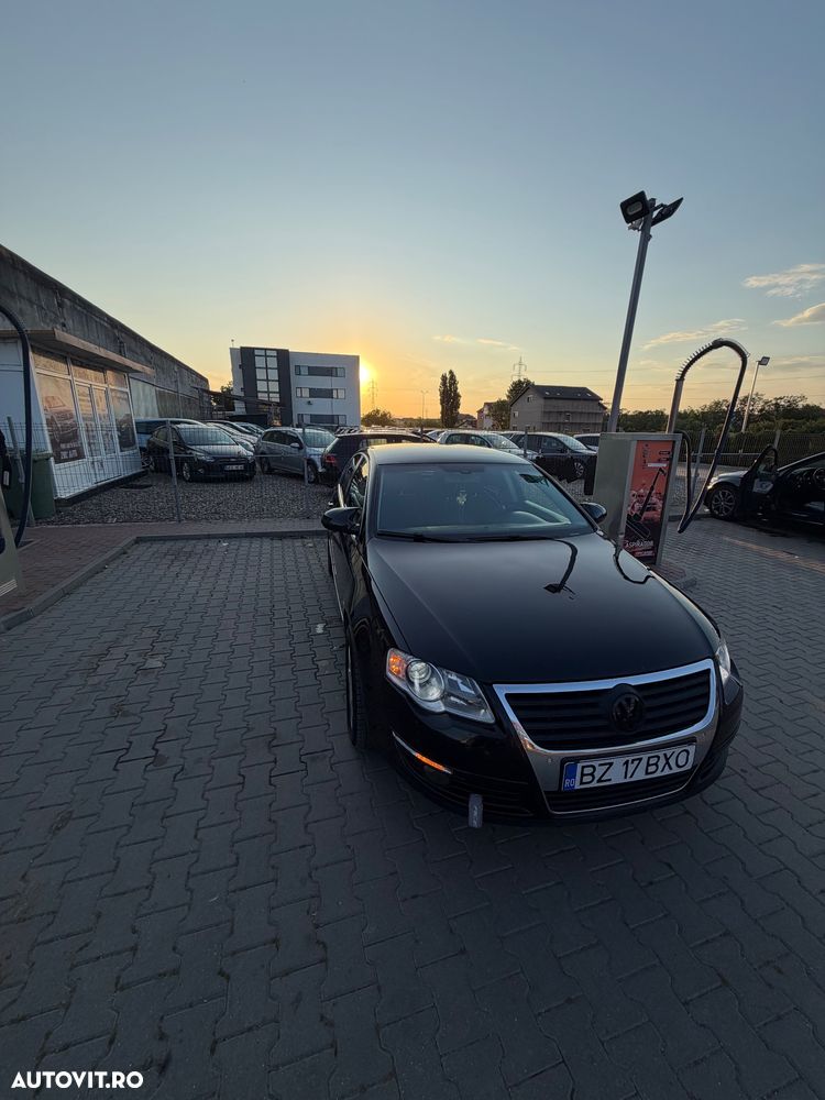 Volkswagen Passat 1.9 TDI Highline - 3