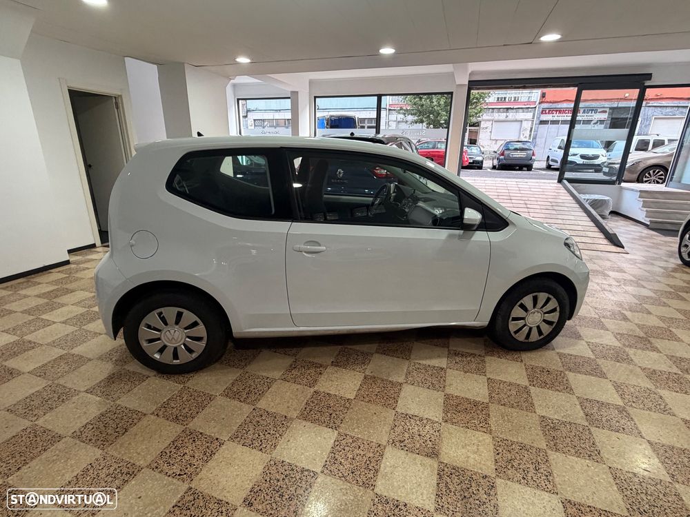 VW Up! - 4