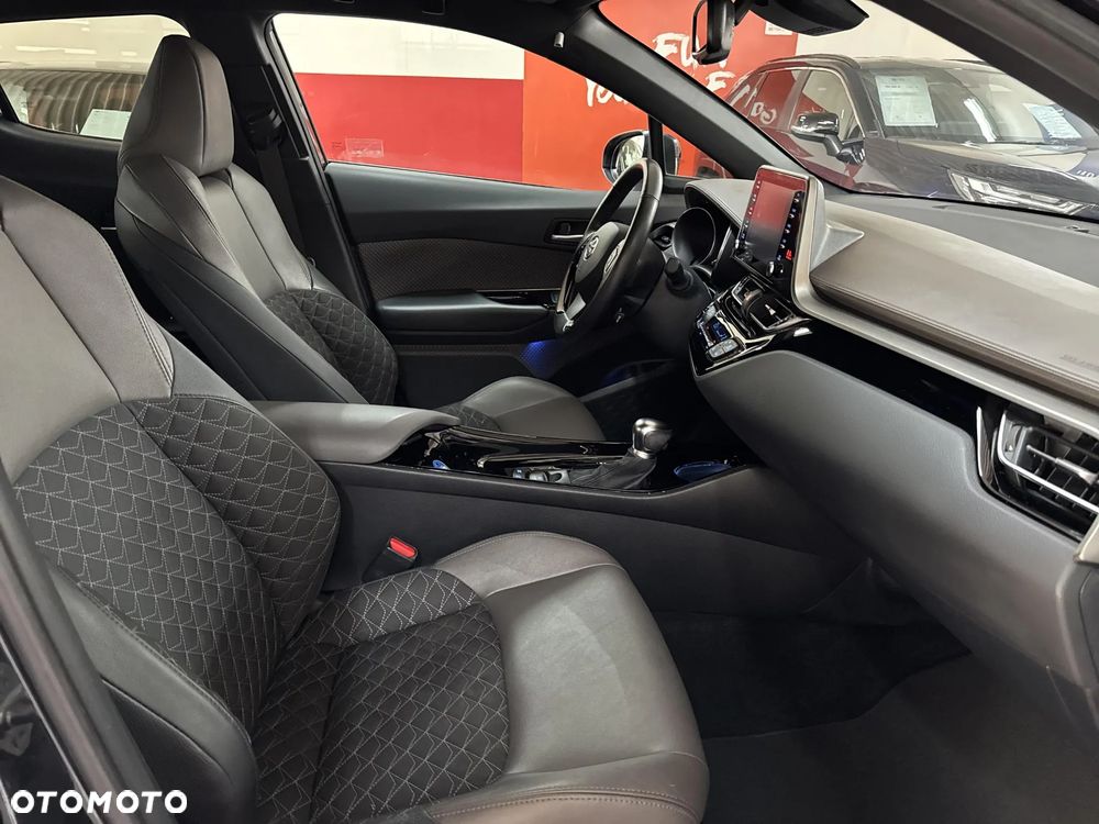 Toyota C-HR 2.0 Hybrid Executive - 15