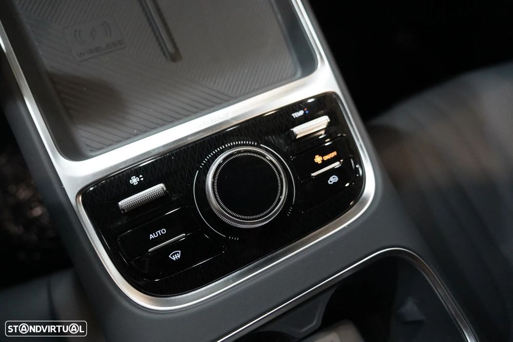 Geely Starray EM-i - 25