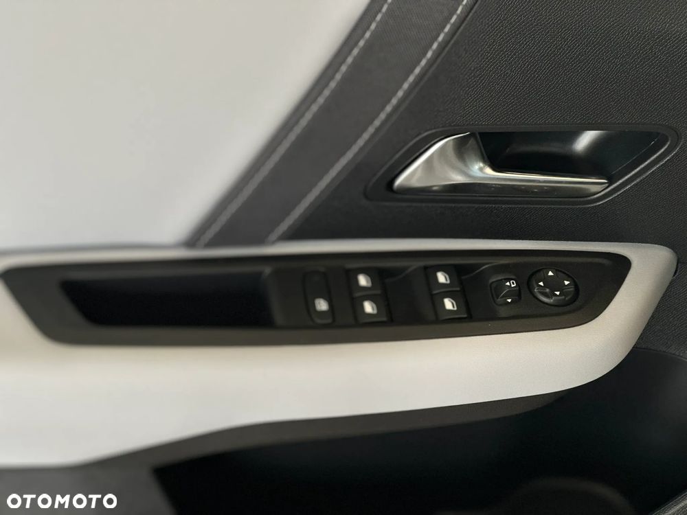 Citroën C4X 1.2 PureTech Max S&S EAT8 - 8