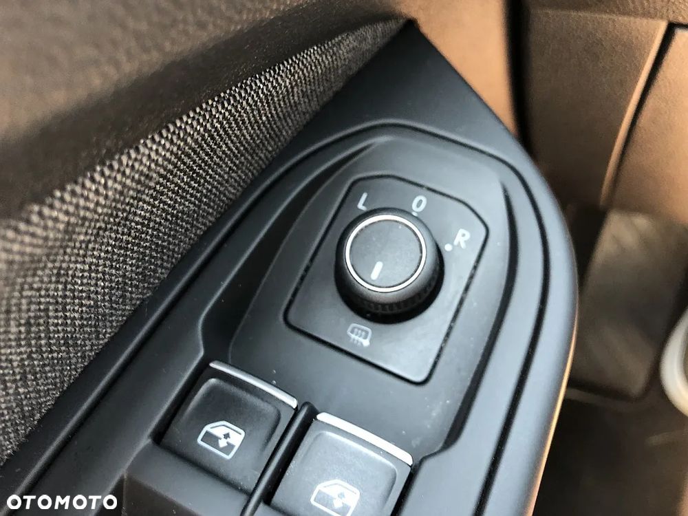 Volkswagen Golf 1.5 TSI EVO Life - 19