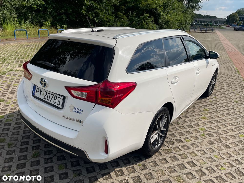 Toyota Auris 1.8 HSD Luna - 9