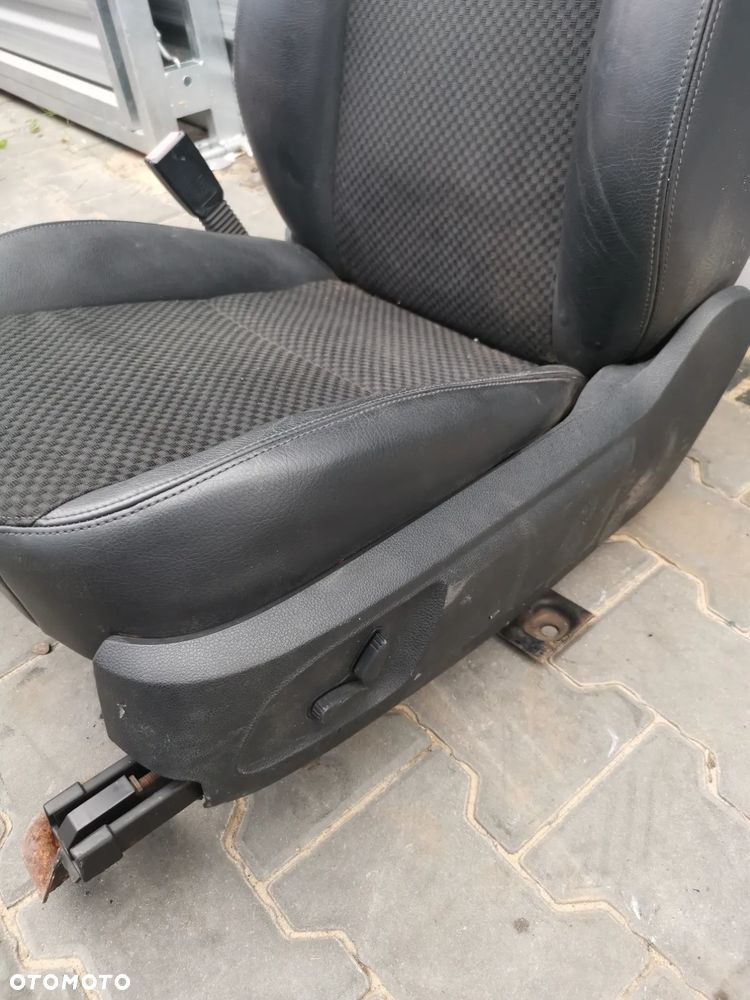 Fotel Lewy Przedni Ford Focus MK2 - 4