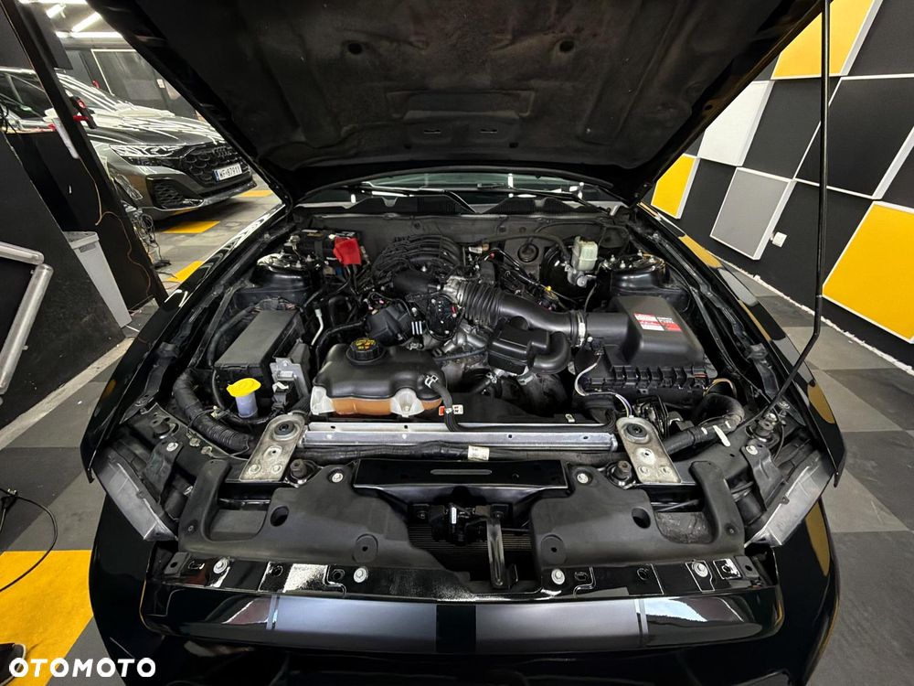 Ford Mustang 3.7 V6 Premium - 19