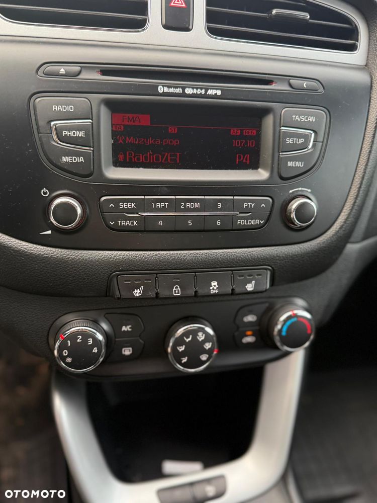 Kia Ceed 1.4 CVVT Attract - 8