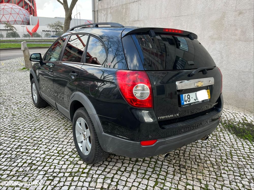 Chevrolet Captiva 2.0 VCDi Seven Extreme 7L - 4