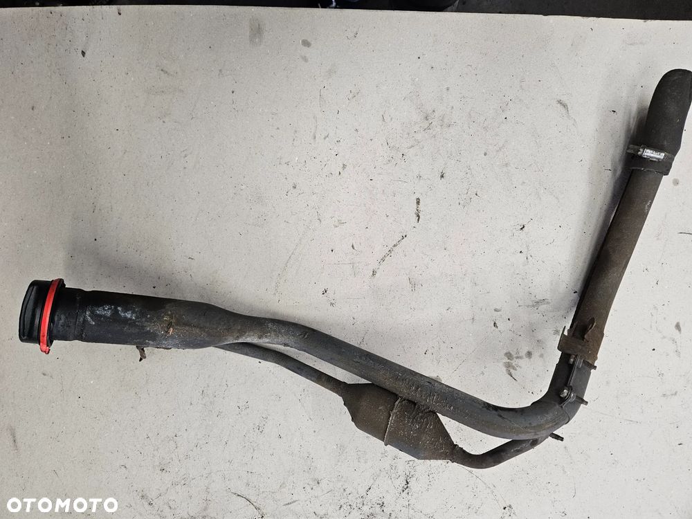 Opel Astra J 4 IV 2.0 CDTI rura wąż wlew paliwa 13323102