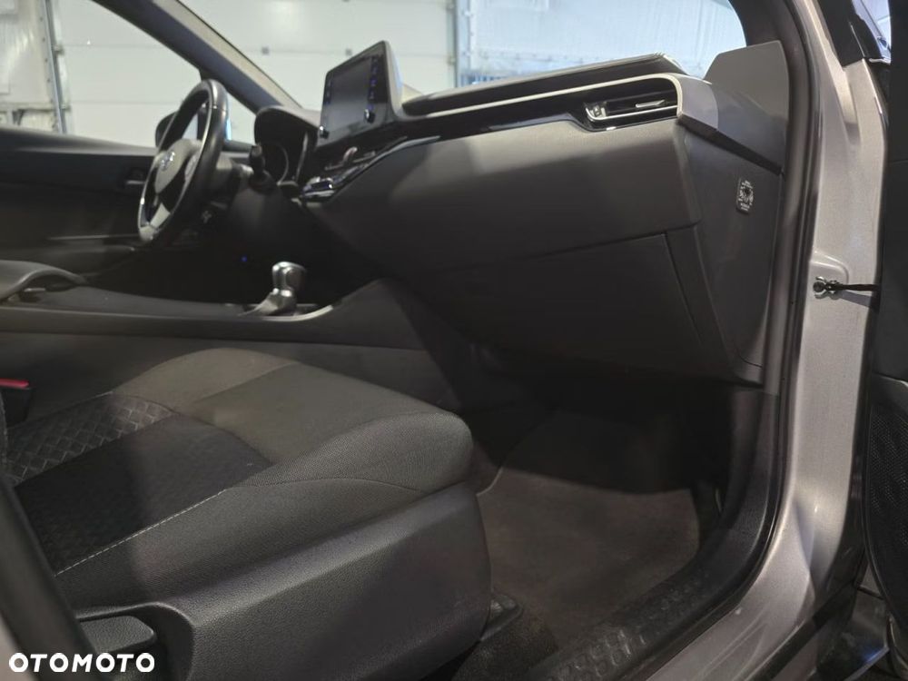 Toyota C-HR Style - 24