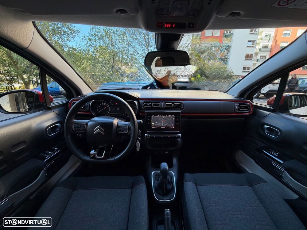 Citroën C3 1.2 PureTech Shine - 17