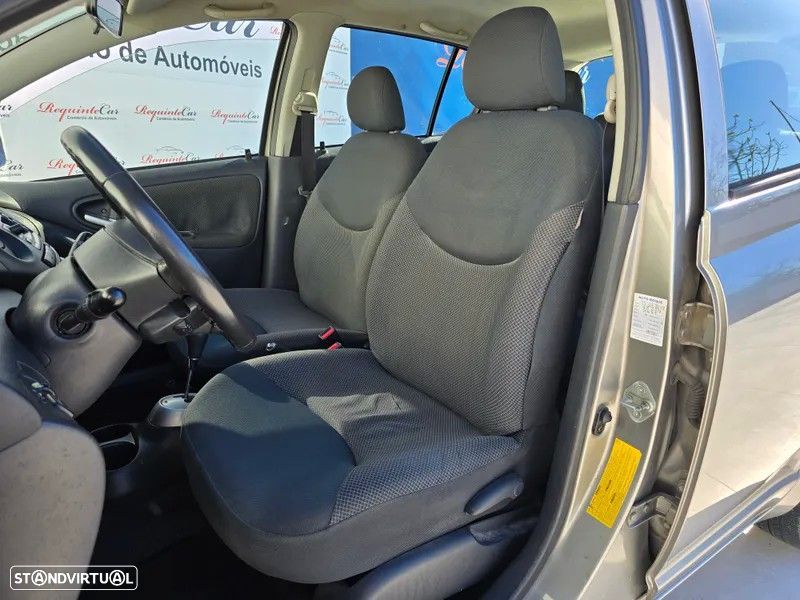 Toyota Yaris 1.0 Sol MMT AC - 15