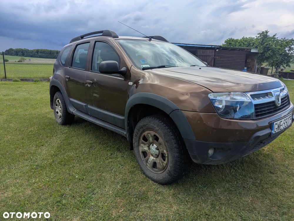 Dacia Duster 1.6 Laureate 4x4 - 1