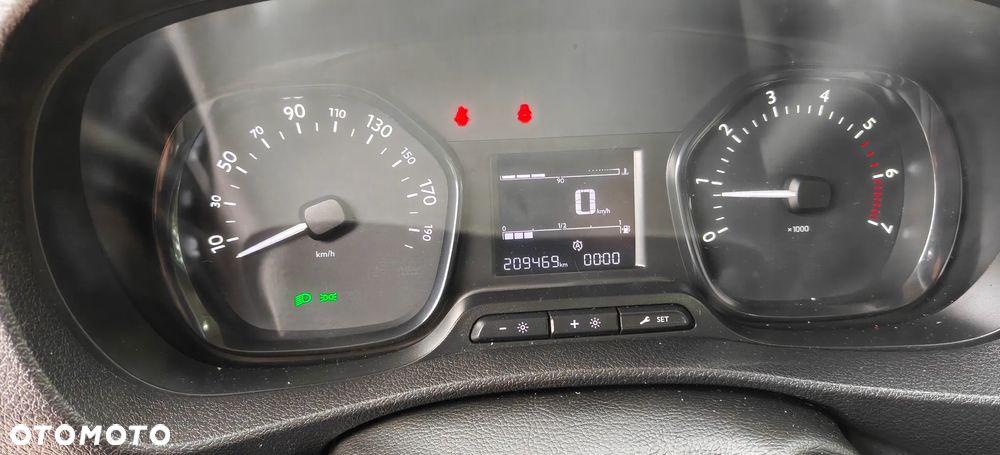 Toyota ProAce Kombi D-4D Medium 2,6t - 16