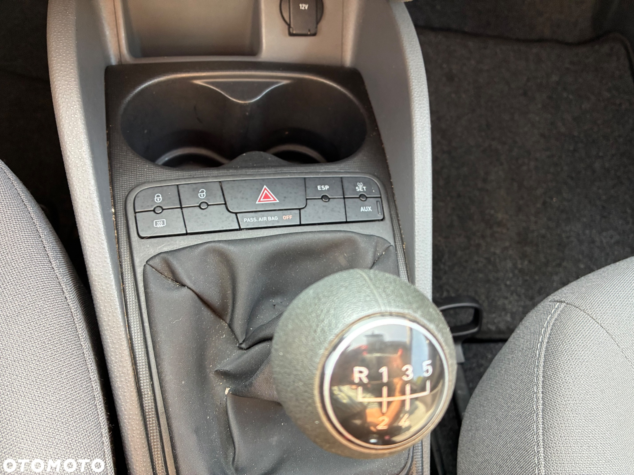 Seat Ibiza SC 1.2 12V Style - 12