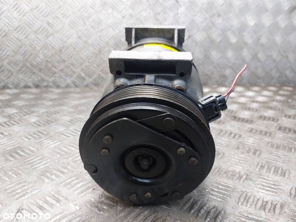 SPRĘŻARKA KOMPRESOR KLIMATYZACJI RENAULT SCENIC RX4 1.9 DCI 7700105765 - 2