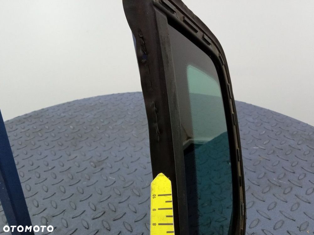 VW TIGUAN I 5N SZYBA KAROSERYJNA TYŁ LEWA 08R - 4