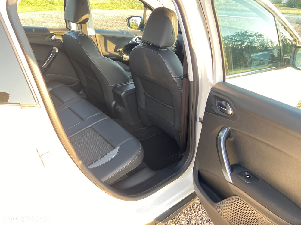 Peugeot 2008 PureTech 110 Stop&Start Allure - 14