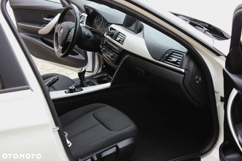 BMW Seria 3 316d Edition Luxury Line Purity - 5