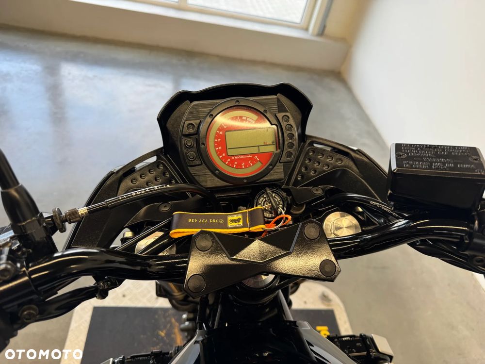 Kawasaki Z - 30