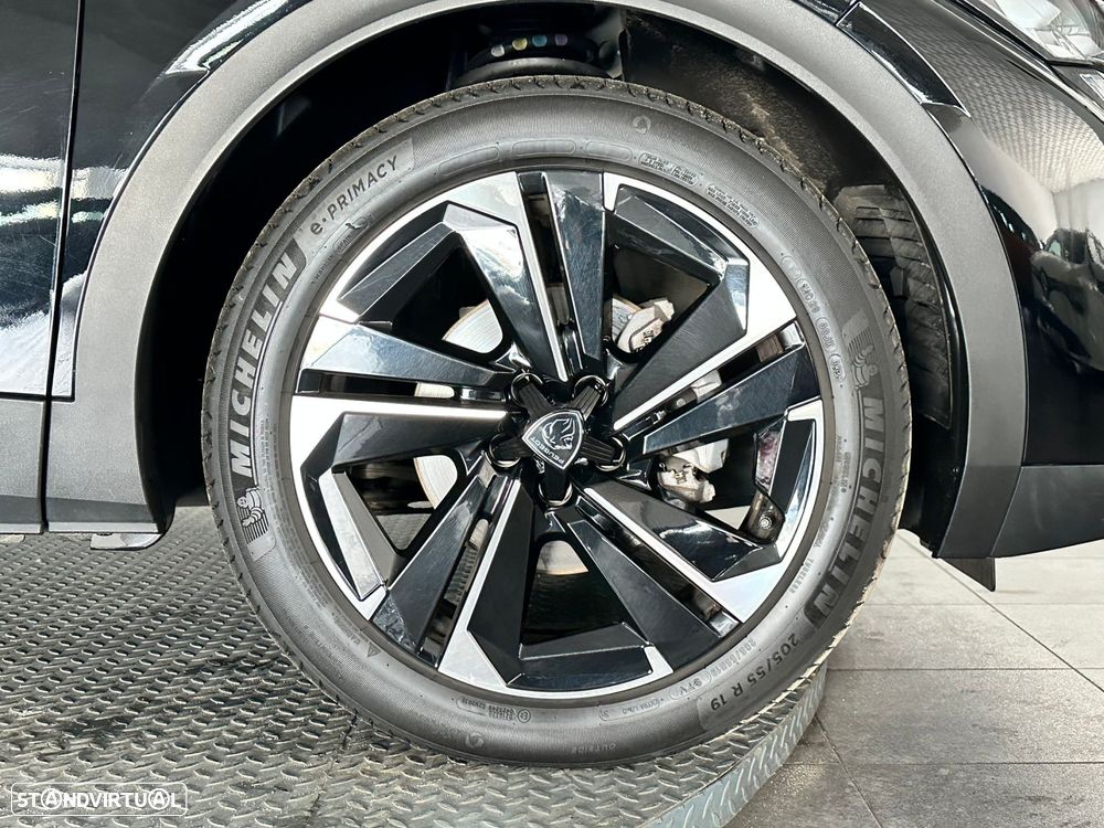 Peugeot 408 1.2 Hybrid Allure e-DCS6 - 3