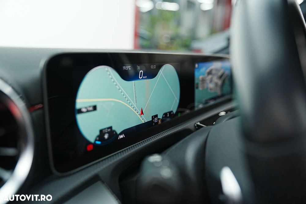 Mercedes-Benz A 180 d Sedan 7G-DCT AMG Line - 18