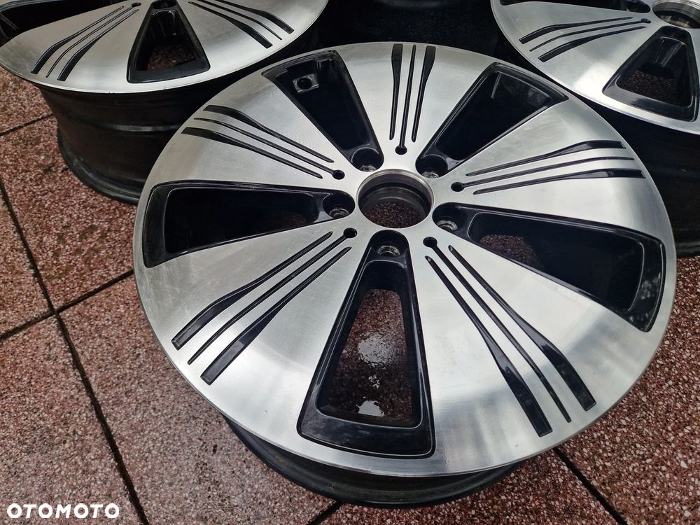 Felgi Mercedes EQA ET 53,5 7,5J x 18H2 N - 11