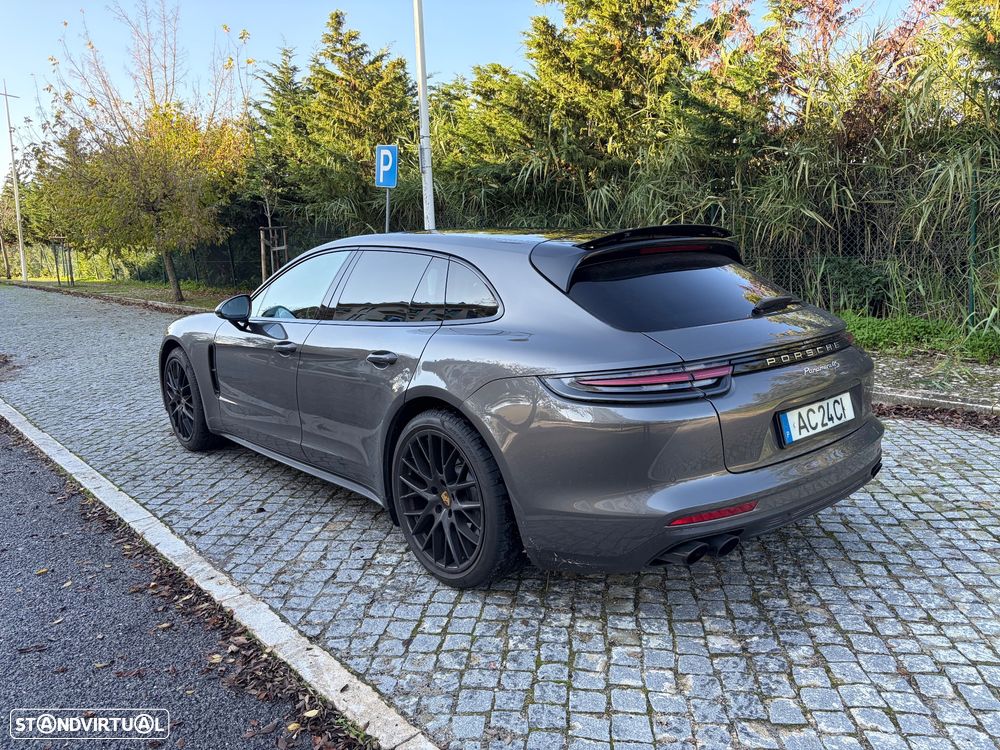 Porsche Panamera Sport Turismo 4S - 11