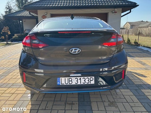 Hyundai IONIQ - 6