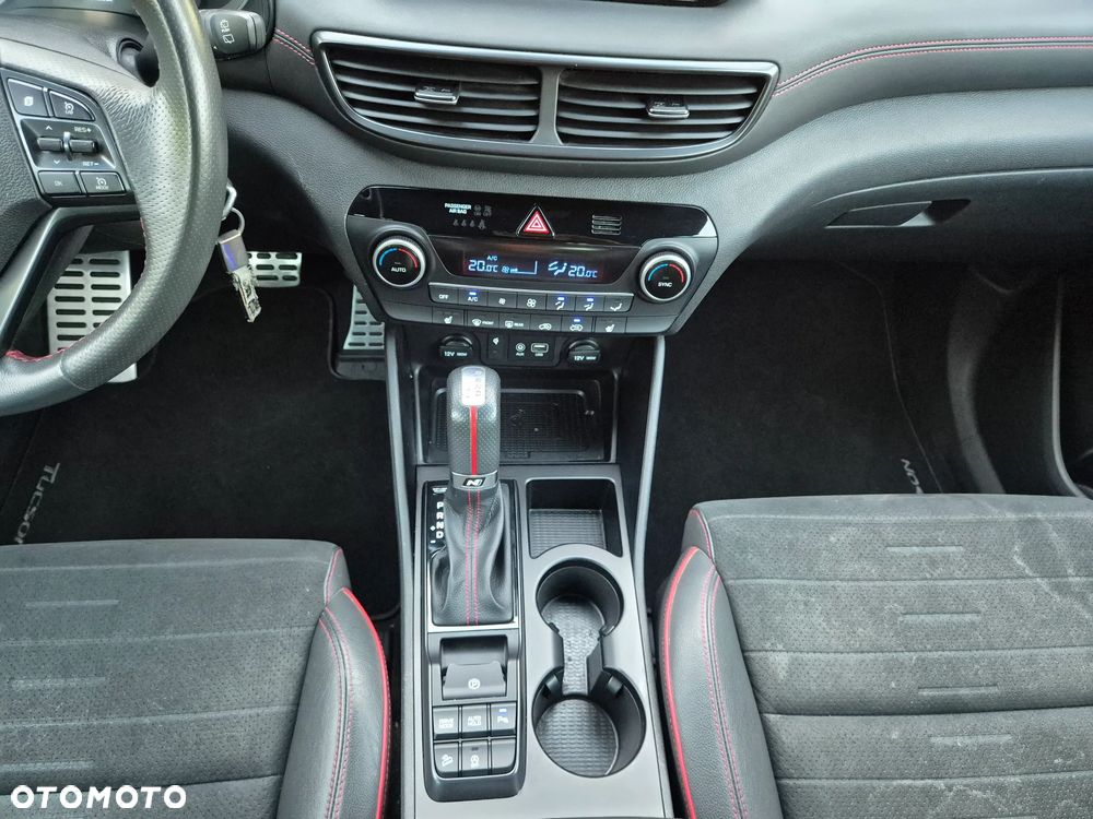 Hyundai Tucson blue 1.6 CRDi 2WD DCT Premium - 21