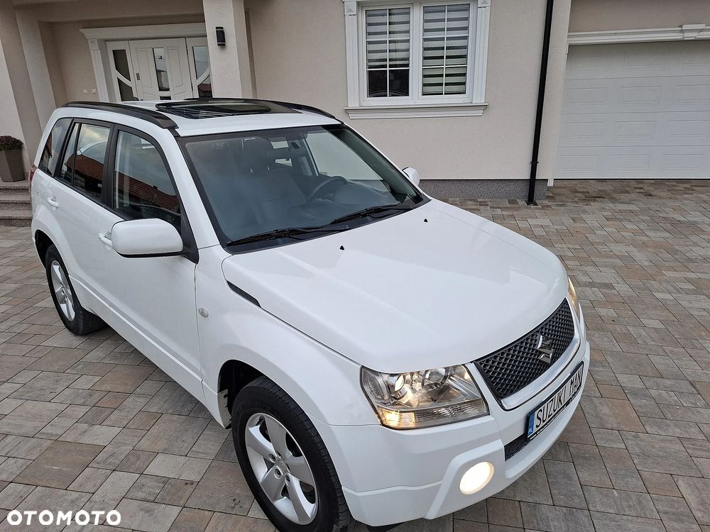 Suzuki Grand Vitara 2.0 De luxe - 4