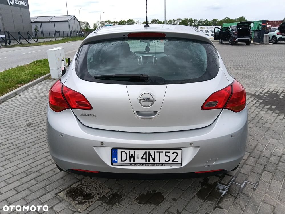 Opel Astra 1.6 - 5