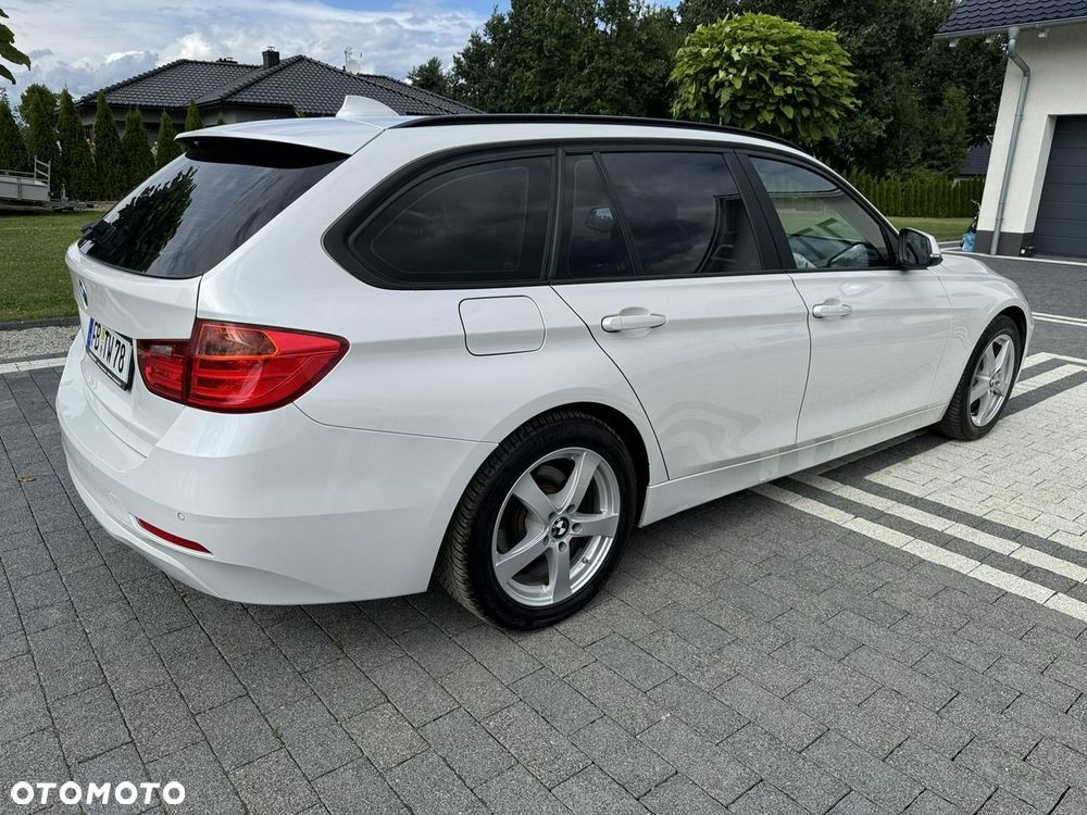 BMW Seria 3 318d - 12