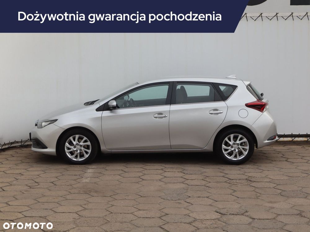 Toyota Auris - 4