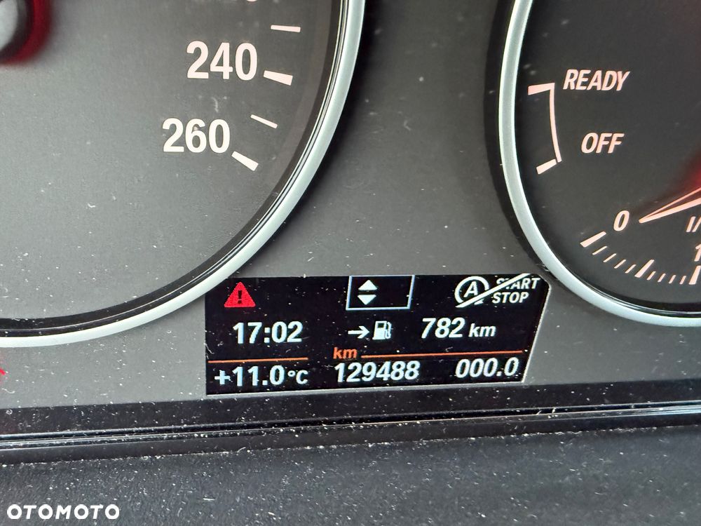 BMW Seria 3 318d Touring Advantage - 14