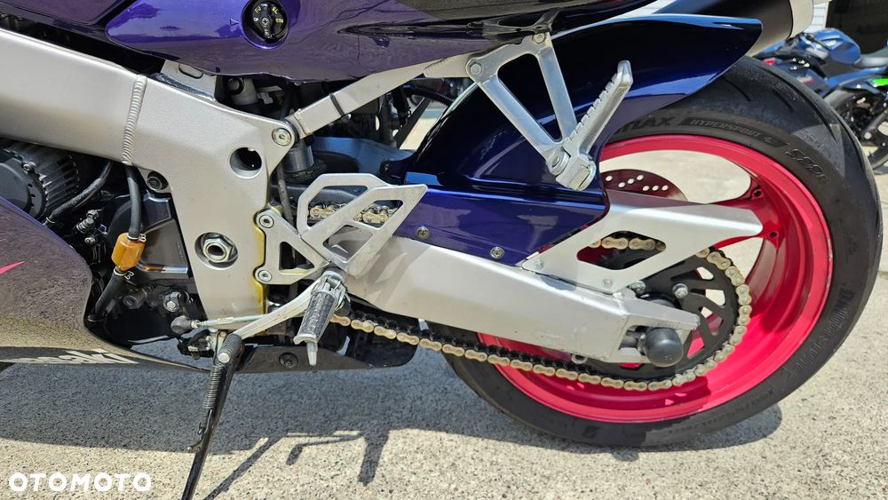 Kawasaki ZXR - 15