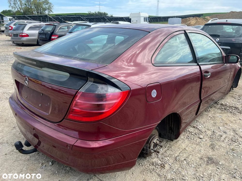 Mercedes C 200 KOMPRESSOR W203 Coupe (567U) części maska zderzak błotnik lampy drzwi klapa fotele deska - 4